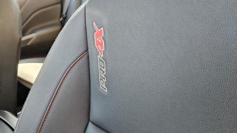 NISSAN Frontier 2.3 16V PRO4X CABINE DUPLA 4X4 BI-TURBO DIESEL AUTOMÁTICO, Foto 14