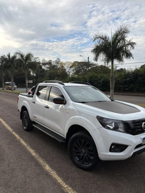 NISSAN Frontier 2.3 X-GEAR EDITION CABINE DUPLA 4X4 BI-TURBO DIESEL AUTOM�TICO, Foto 2