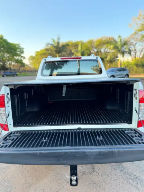 NISSAN Frontier 2.3 16V LE 4X4 CABINE DUPLA BI-TURBO DIESEL AUTOMÁTICO, Foto 9