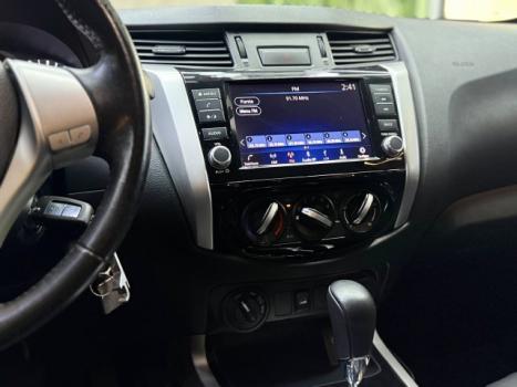 NISSAN Frontier 2.3 ATTACK CABINE DUPLA 4X4 BI-TURBO DIESEL AUTOMÁTICO, Foto 13