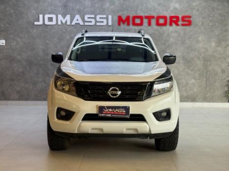 NISSAN Frontier 2.3 ATTACK CABINE DUPLA 4X4 BI-TURBO DIESEL AUTOMÁTICO, Foto 2