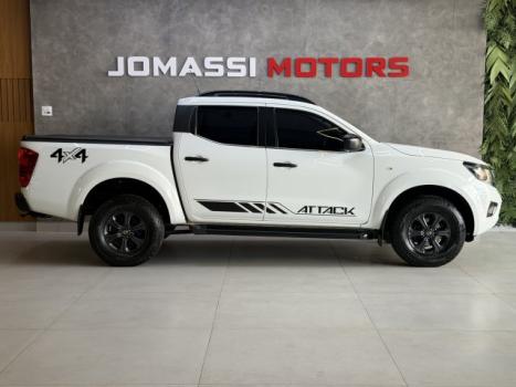 NISSAN Frontier 2.3 ATTACK CABINE DUPLA 4X4 BI-TURBO DIESEL AUTOMÁTICO, Foto 4