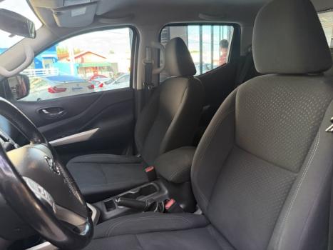 NISSAN Frontier 2.3 ATTACK CABINE DUPLA 4X4 BI-TURBO DIESEL AUTOMÁTICO, Foto 10