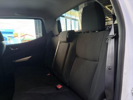 NISSAN Frontier 2.3 ATTACK CABINE DUPLA 4X4 BI-TURBO DIESEL AUTOMÁTICO, Foto 11