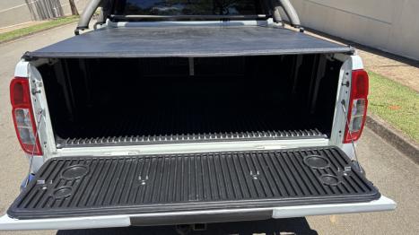 NISSAN Frontier 2.5 SL 4X4 TURBO DIESEL CABINE DUPLA AUTOMTICO, Foto 9