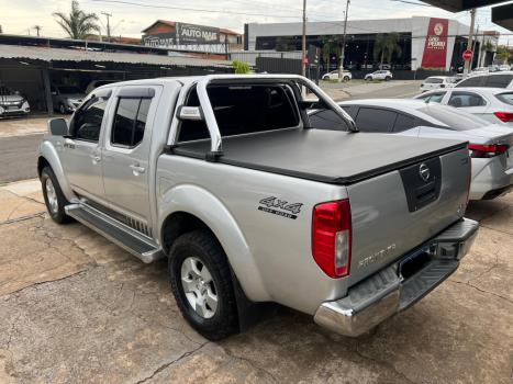 NISSAN Frontier 2.5 XE 4X4 TURBO DIESEL CABINE DUPLA, Foto 8