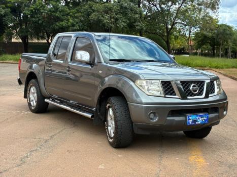 NISSAN Frontier 2.5 SEL 4X4 TURBO DIESEL CABINE DUPLA, Foto 4