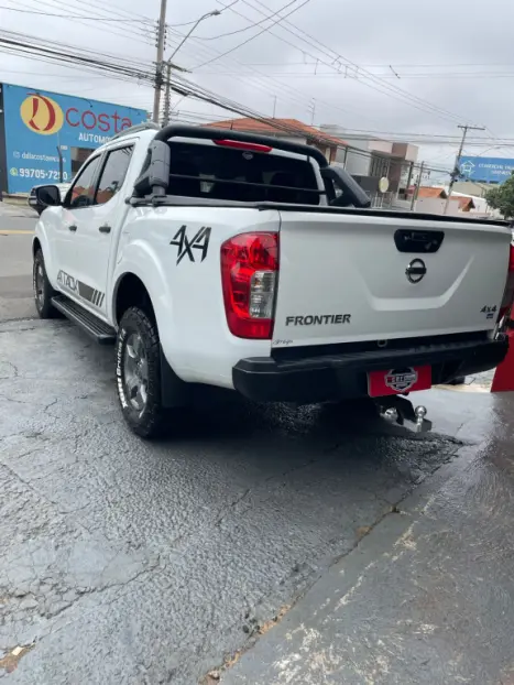 NISSAN Frontier 2.5 SE 4X4 ATTACK TURBO DIESEL CABINE DUPLA, Foto 7