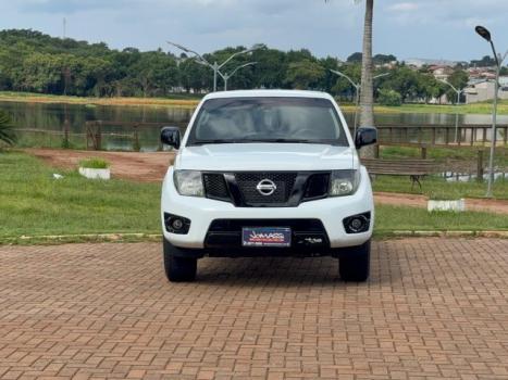 NISSAN Frontier 2.5 SE 4X4 TURBO DIESEL CABINE DUPLA, Foto 2