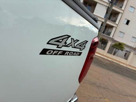 NISSAN Frontier 2.5 S TURBO DIESEL CABINE DUPLA, Foto 6