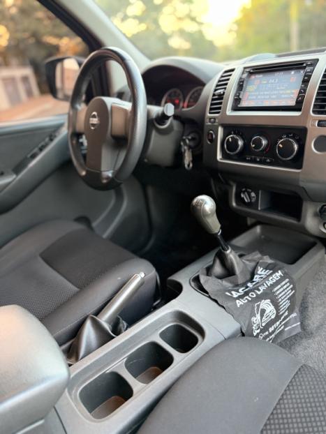 NISSAN Frontier 2.5 S 4X4 TURBO DIESEL CABINE DUPLA, Foto 13