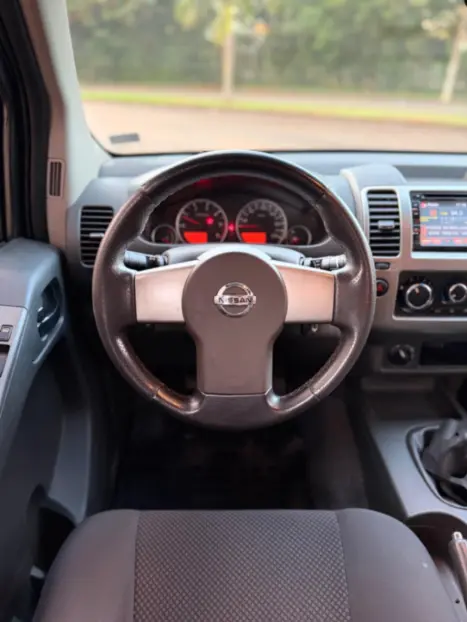 NISSAN Frontier 2.5 S 4X4 TURBO DIESEL CABINE DUPLA, Foto 5