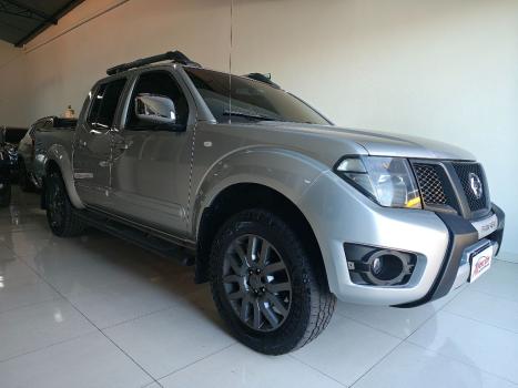 NISSAN Frontier 2.5 SL 4X4 TURBO DIESEL CABINE DUPLA AUTOM�TICO, Foto 1