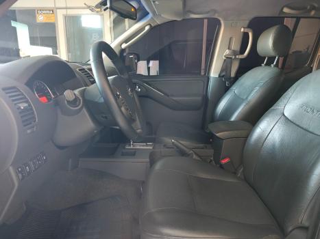 NISSAN Frontier 2.5 SL 4X4 TURBO DIESEL CABINE DUPLA AUTOM�TICO, Foto 5