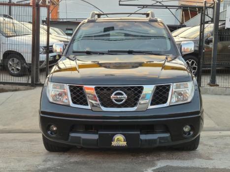 NISSAN Frontier 2.5 4X4 LE CABINE DUPLA TURBO DIESEL AUTOMÁTICO, Foto 6