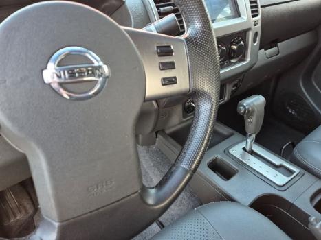 NISSAN Frontier 2.5 4X4 LE CABINE DUPLA TURBO DIESEL AUTOMÁTICO, Foto 11