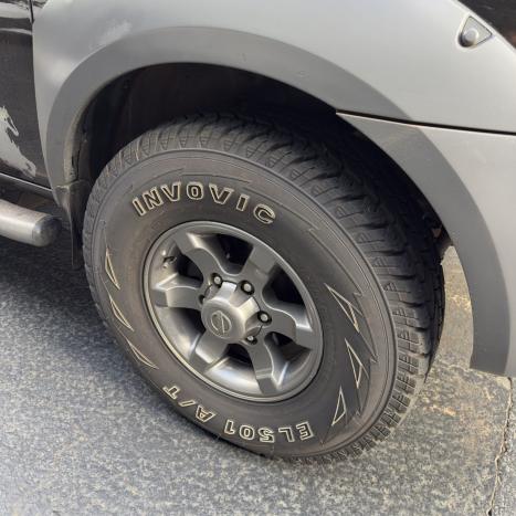 NISSAN Frontier 2.8 4X4 SE SERRANA TURBO DIESEL CABINE DUPLA, Foto 9