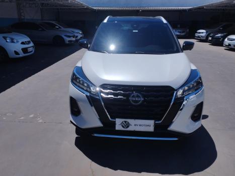 NISSAN Kicks 1.6 16V 4P FLEXSTART EXCLUSIVE XTRONIC AUTOMÁTICO CVT, Foto 2 NISSAN Kicks 1.6 16V 4P FLEXSTART EXCLUSIVE XTRONIC AUTOMÁTICO CVT, Foto 2