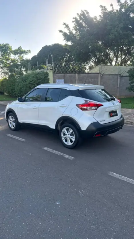 NISSAN Kicks 1.6 16V 4P FLEXSTART S DIRECT X-TRONIC AUTOMTICO CVT, Foto 2