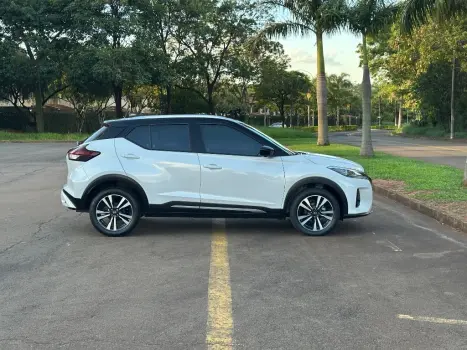 NISSAN Kicks 1.6 16V 4P FLEXSTART EXCLUSIVE XTRONIC AUTOMTICO CVT, Foto 4