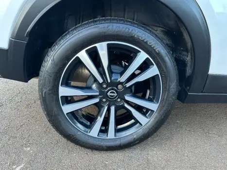 NISSAN Kicks 1.6 16V 4P FLEXSTART EXCLUSIVE XTRONIC AUTOMTICO CVT, Foto 12