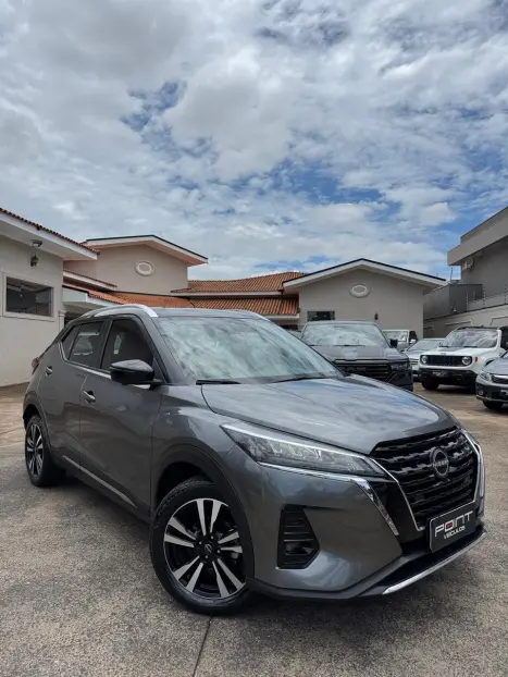 NISSAN Kicks 1.6 16V 4P FLEXSTART EXCLUSIVE XTRONIC AUTOM�TICO CVT, Foto 1