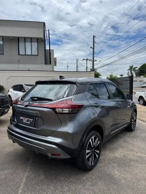 NISSAN Kicks 1.6 16V 4P FLEXSTART EXCLUSIVE XTRONIC AUTOM�TICO CVT, Foto 2