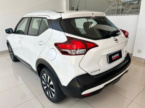 NISSAN Kicks 1.6 16V 4P FLEXSTART S, Foto 4
