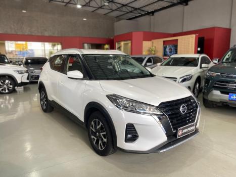 NISSAN Kicks 1.6 16V 4P FLEXSTART SENSE XTRONIC AUTOM�TICO CVT, Foto 2