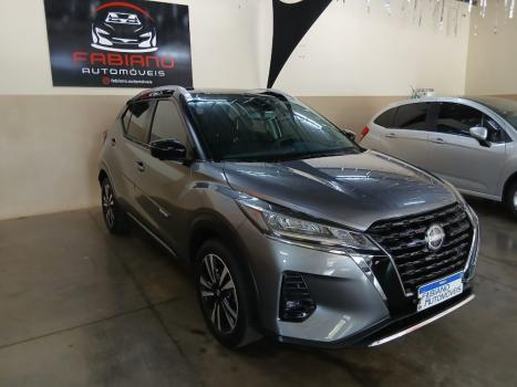 NISSAN Kicks 1.6 16V 4P FLEXSTART EXCLUSIVE XTRONIC AUTOM�TICO CVT, Foto 2