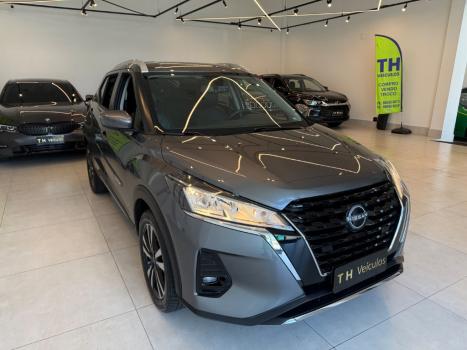 NISSAN Kicks 1.6 16V 4P FLEXSTART XPLAY XTRONIC AUTOM�TICO CVT, Foto 2