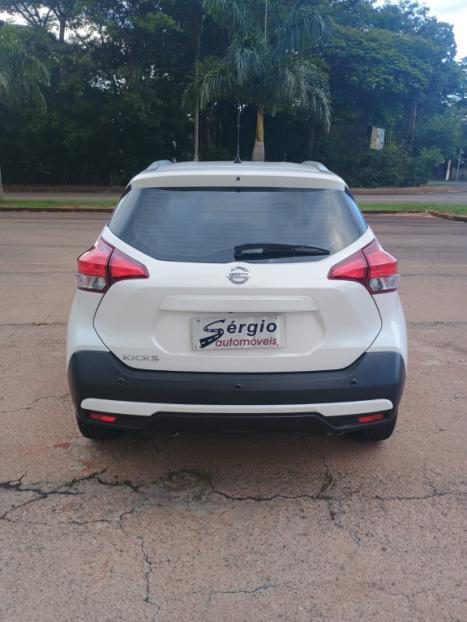 NISSAN Kicks 1.6 16V 4P FLEX SV X-TRONIC AUTOM�TICO CVT, Foto 4