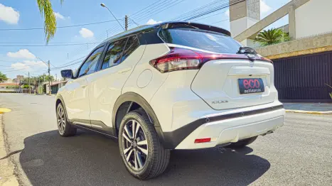 NISSAN Kicks 1.6 16V 4P FLEXSTART EXCLUSIVE XTRONIC AUTOM�TICO CVT, Foto 5