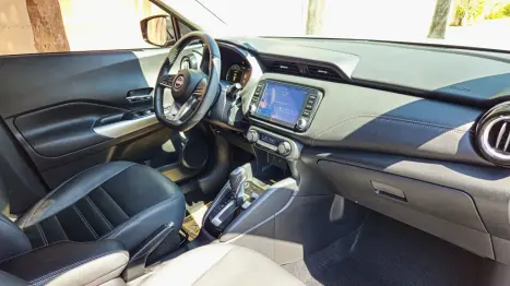 NISSAN Kicks 1.6 16V 4P FLEXSTART EXCLUSIVE XTRONIC AUTOM�TICO CVT, Foto 9