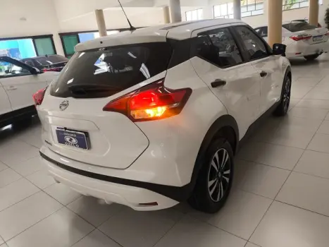 NISSAN Kicks 1.6 16V 4P FLEX ACTIVE X-TRONIC AUTOM�TICO CVT, Foto 9