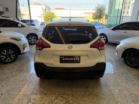NISSAN Kicks 1.6 16V 4P FLEXSTART S DIRECT X-TRONIC AUTOM�TICO CVT, Foto 4
