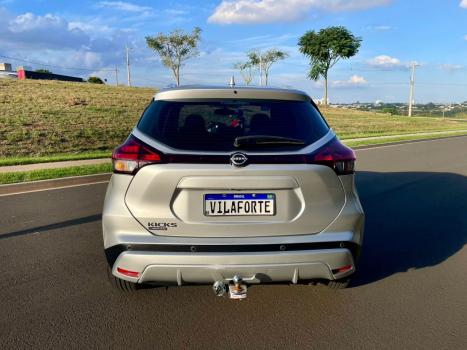 NISSAN Kicks 1.6 16V 4P FLEXSTART ADVANCE PLUS XTRONIC AUTOM�TICO CVT, Foto 4