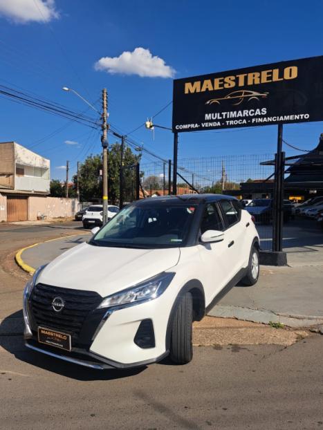 NISSAN Kicks 1.6 16V 4P FLEXSTART ADVANCE XTRONIC AUTOM�TICO CVT, Foto 3