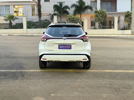 NISSAN Kicks 1.6 16V 4P FLEXSTART EXCLUSIVE XTRONIC AUTOMÁTICO CVT, Foto 14
