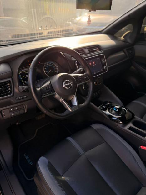 NISSAN Leaf B12P 4P 40 EL�TRICO, Foto 6