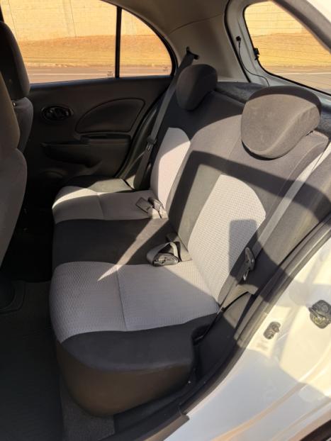 NISSAN March 1.0 12V 4P S FLEX, Foto 8