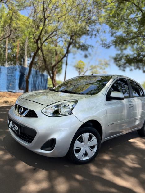 NISSAN March 1.0 12V 4P S FLEX, Foto 4