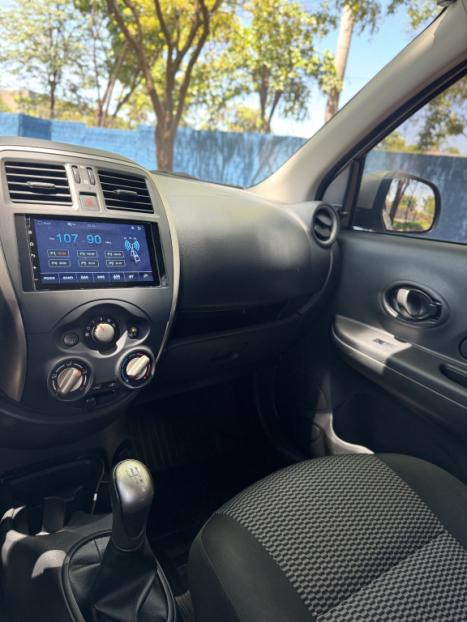 NISSAN March 1.0 12V 4P S FLEX, Foto 12