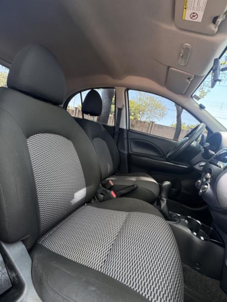 NISSAN March 1.0 12V 4P S FLEX, Foto 16