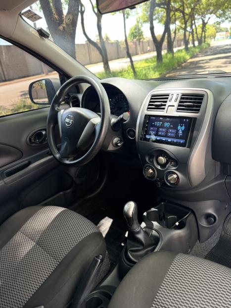 NISSAN March 1.0 12V 4P S FLEX, Foto 21