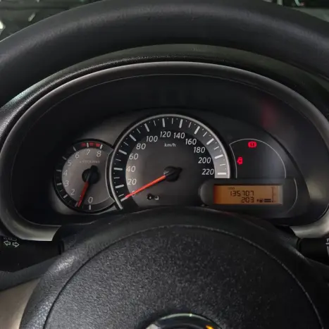 NISSAN March 1.0 12V 4P S FLEX, Foto 11