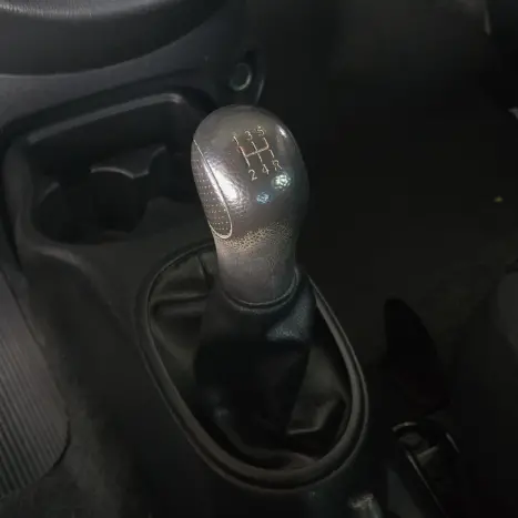 NISSAN March 1.0 12V 4P S FLEX, Foto 12