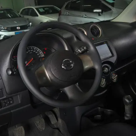 NISSAN March 1.0 12V 4P S FLEX, Foto 13