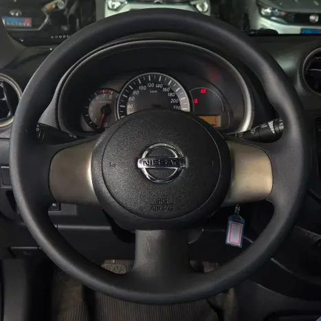 NISSAN March 1.0 12V 4P S FLEX, Foto 17