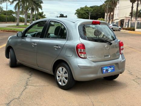 NISSAN March 1.0 12V 4P S FLEX, Foto 3